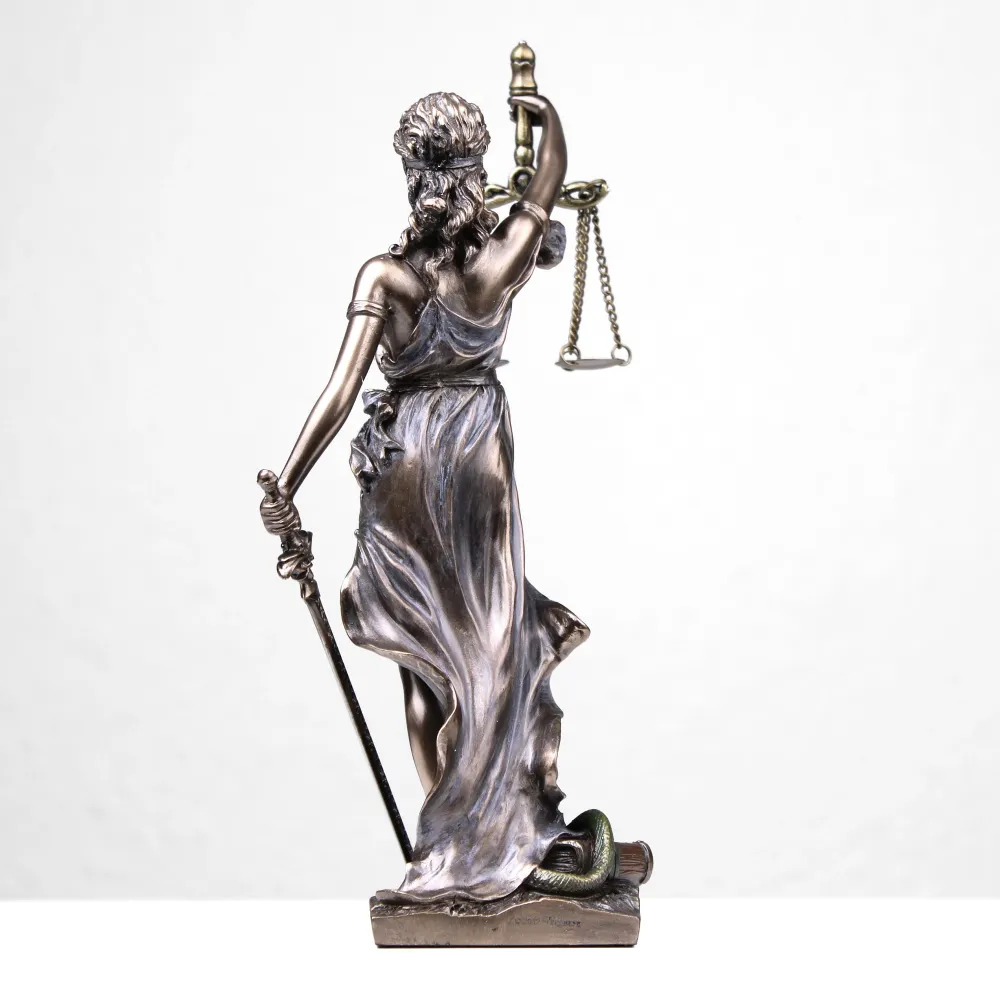 Justitia Szobor (Hidegen öntött bronz)