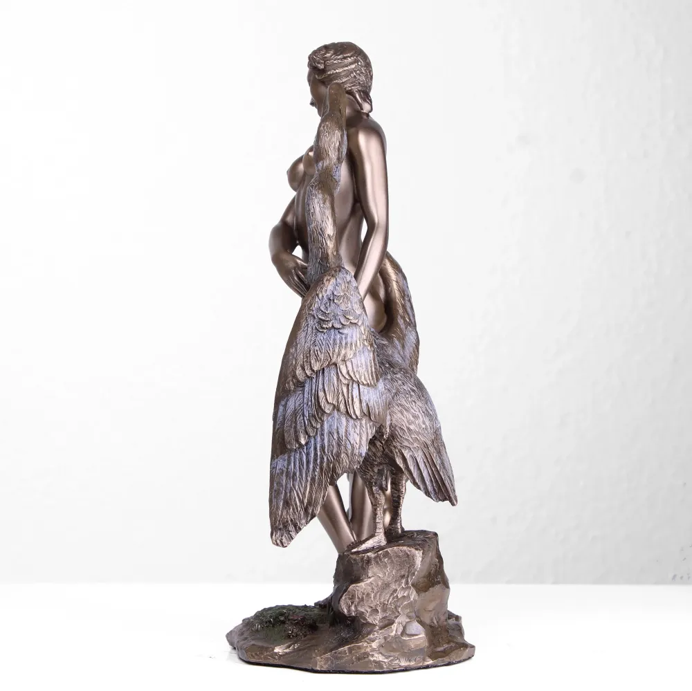 Léda és Hattyú Szobor (Hidegen öntött bronz)