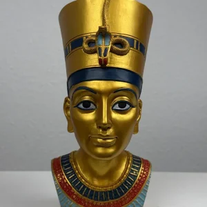 Nefertiti Mellszobor – Nílus Királynője