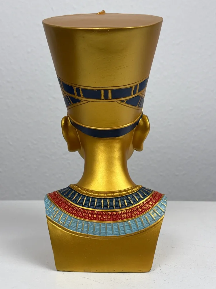 Nefertiti Mellszobor – Nílus Királynője
