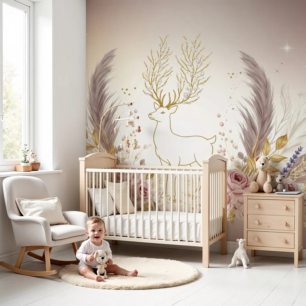 Nursery room wallpaper | Elegáns szarvas virágok és arany tollak között