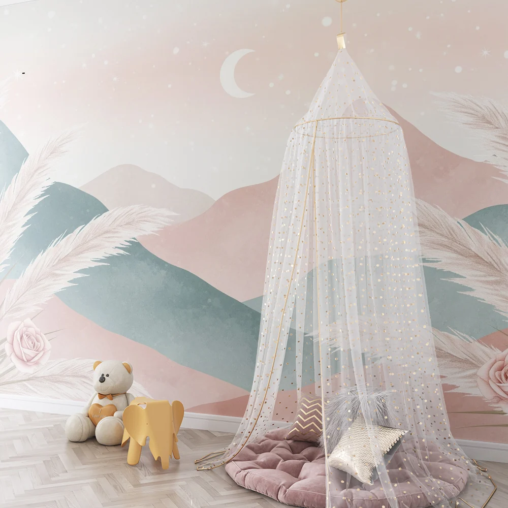 Nursery room wallpaper | Gyengéd rózsaszín hegyek pasztell palettában