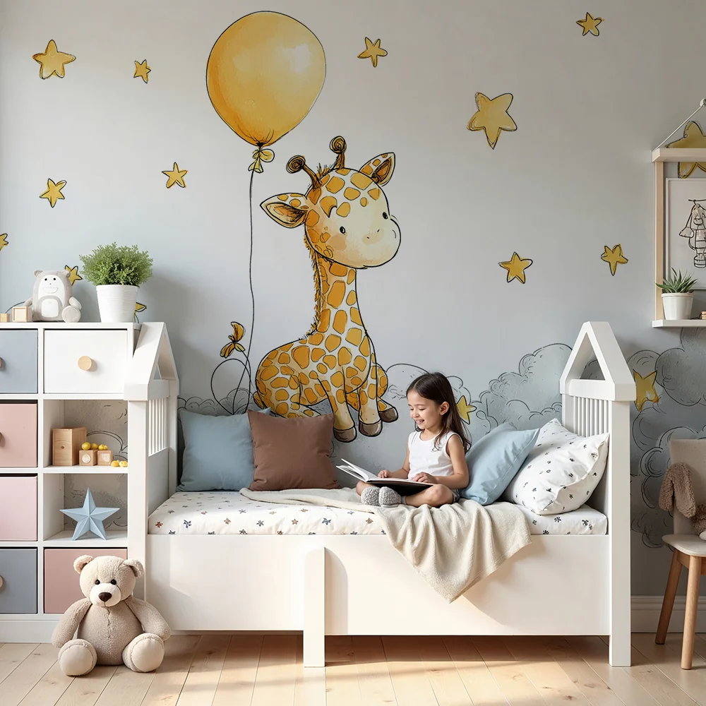 Nursery room wallpaper | Álmodozó zsiráf arany csillagokkal és lufival felhők között