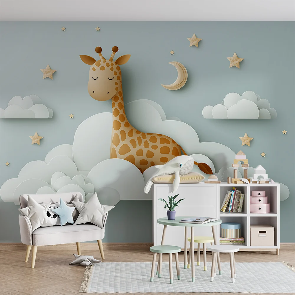 Nursery room wallpaper | Álmos zsiráf felhők és arany csillagok között