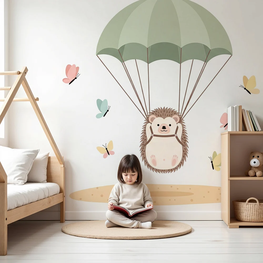 Nursery room wallpaper | Sárkányugró sündisznó pillangókkal