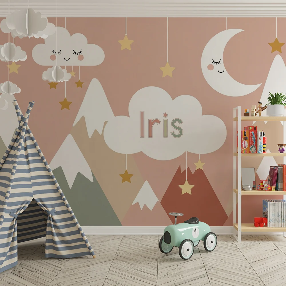 Papier de parede bébé | Lágy hegyek és mosolygó felhők Iris csillagokkal