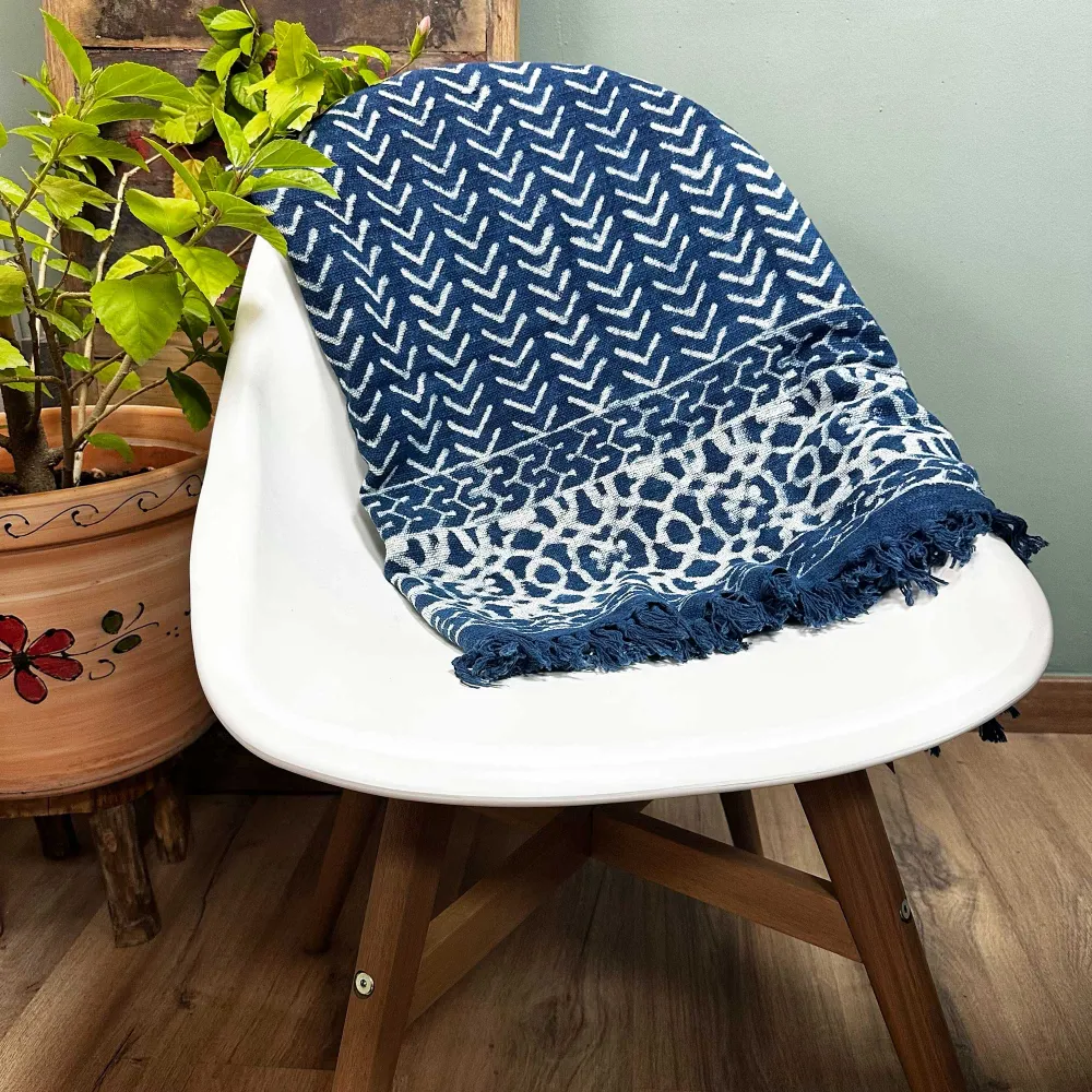 Indigo takaró 170x120cm Seedha nyilak kézzel készített