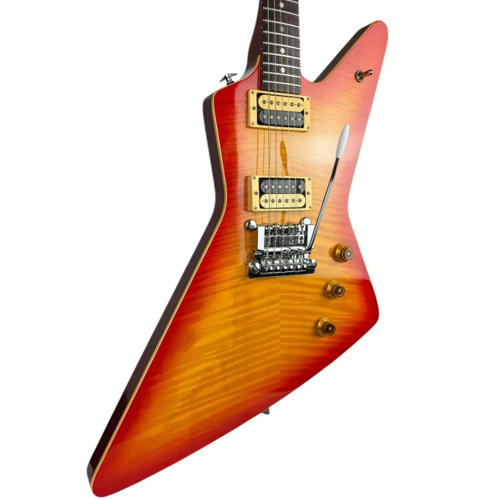 Tokai Explorer 1982 - Cseresznye Sunburst