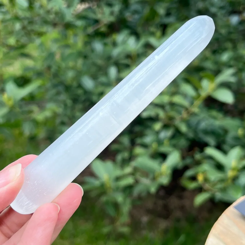 Kúpos selenite masszázspálca