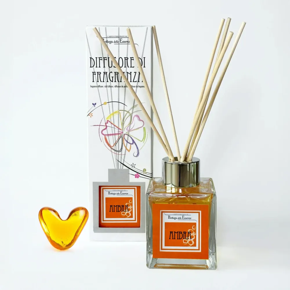 Illat diffúzor 100 ml – Borostyán Rattanpálcás Szobaillatosító