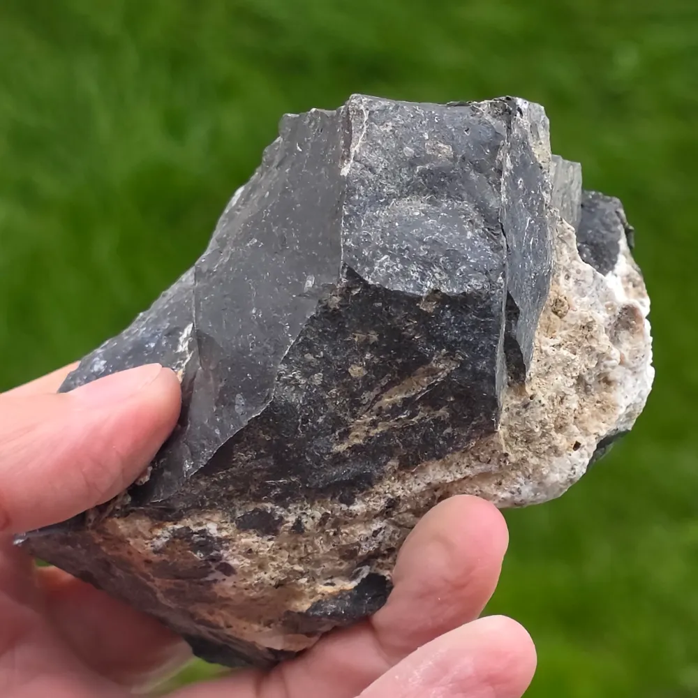 Black Onyx Rough Stone India modell 11