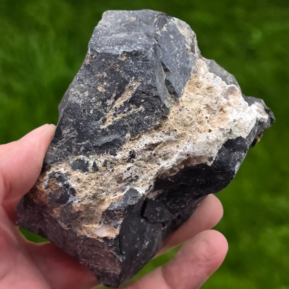 Black Onyx Rough Stone India modell 11