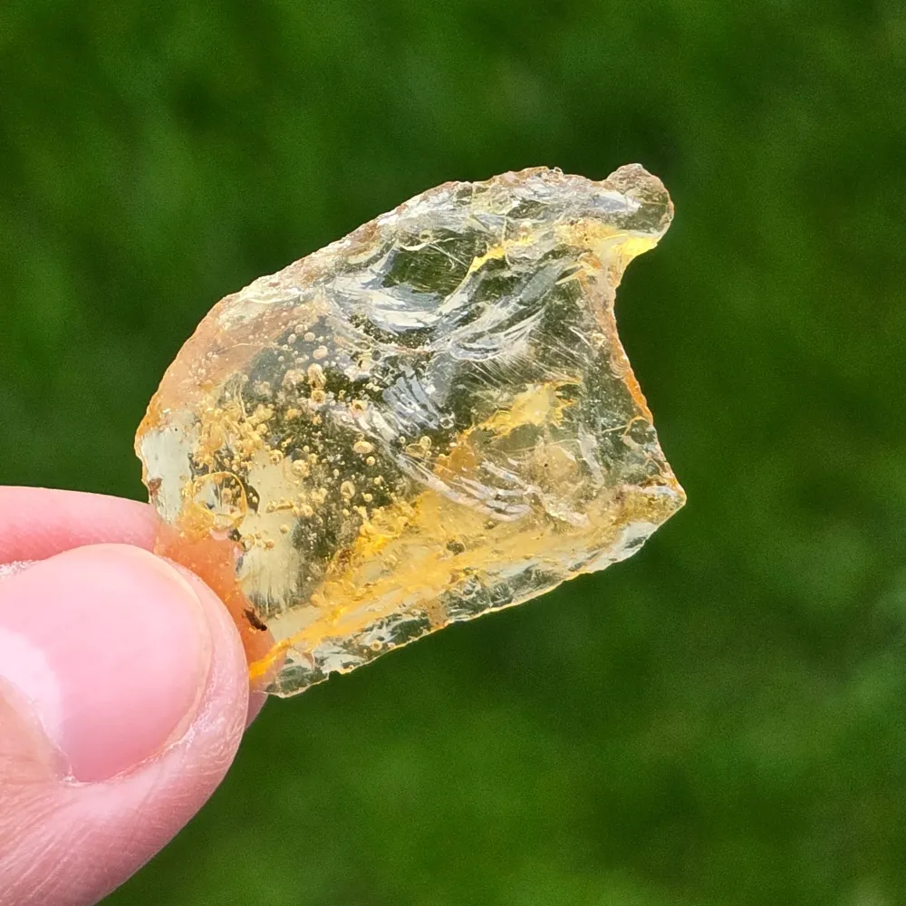 Copal (pré-gyanta), egyedülálló szubfoszília gyanta | 1. modell
