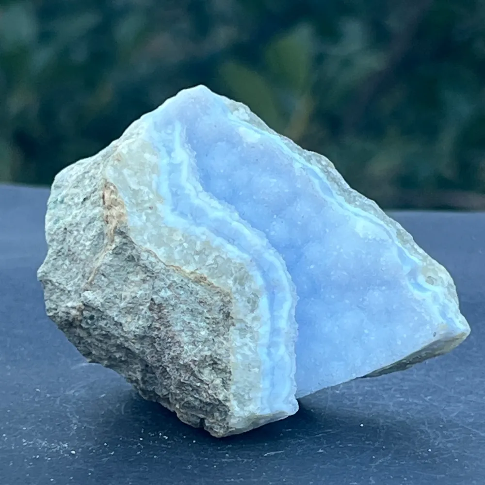 Kék kalcedon /blue lace/ kék achát nyers kő Af12 modell