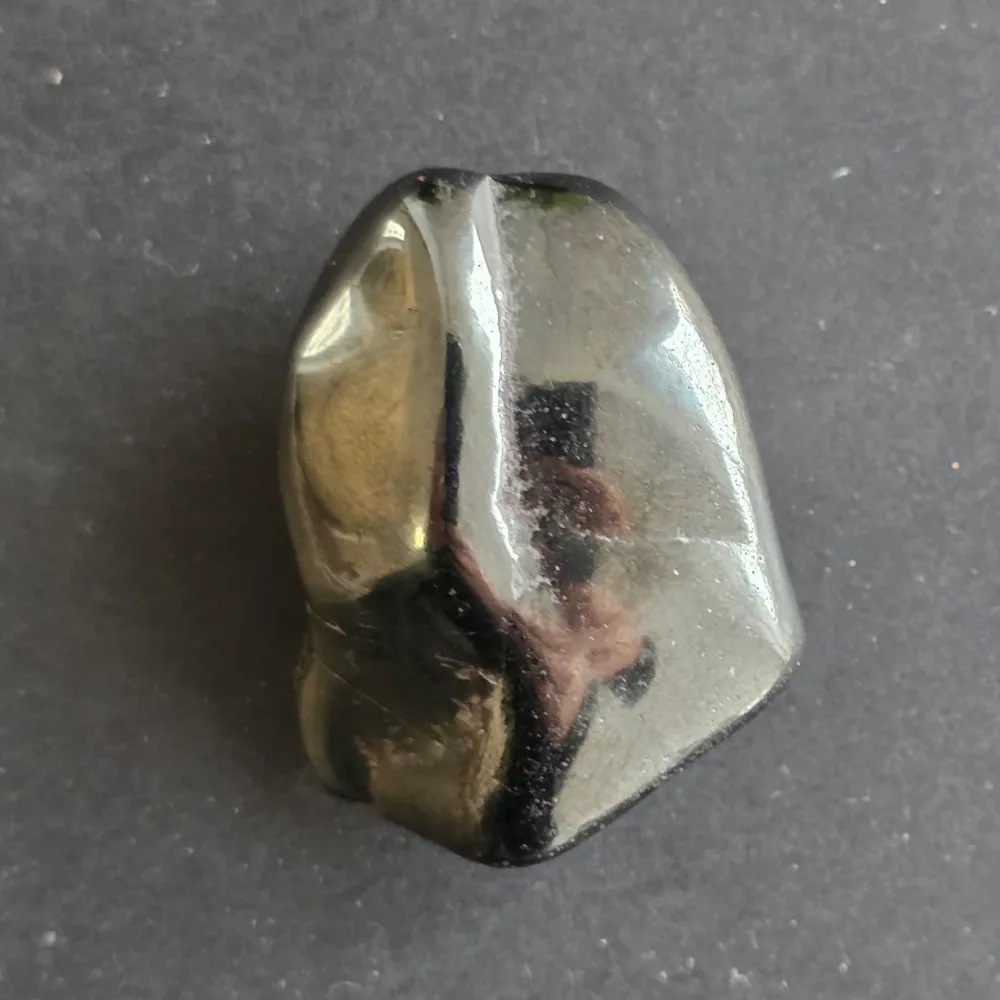Hematit Marokkó modell 3