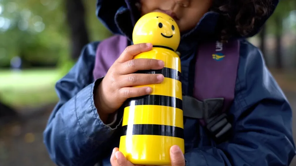 LUND Skittle Mini BPA mentes acél kulacs 300ML BUMBLE BEE