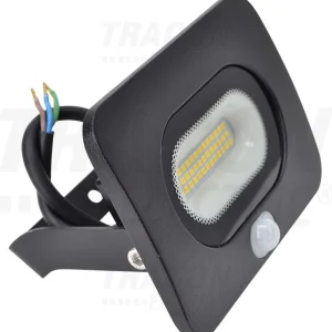 Tracon LED reflektor, RSMDLM széria Fekete Mozgásérzékelővel 220-240V AC, 20W, 4000K, IP65,1600lm, 110°, 3-10m, EEI=G RSMD...