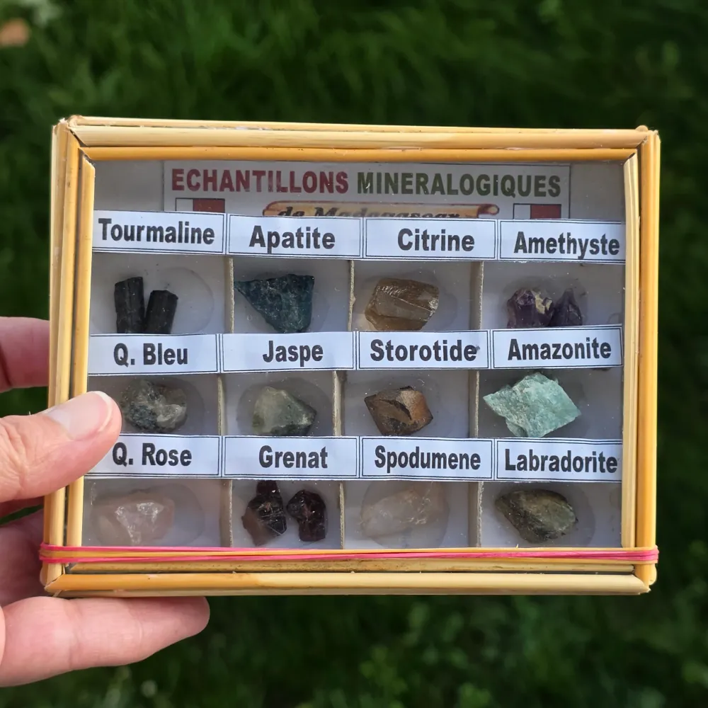 Madagaszkári ásványkészlet | 2. modell