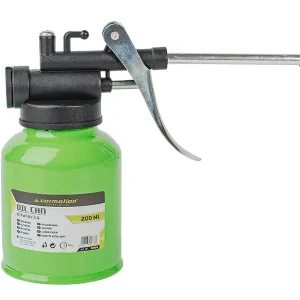 Olajos kanna 200 ml-es, fém fúvókával 8 cm-es