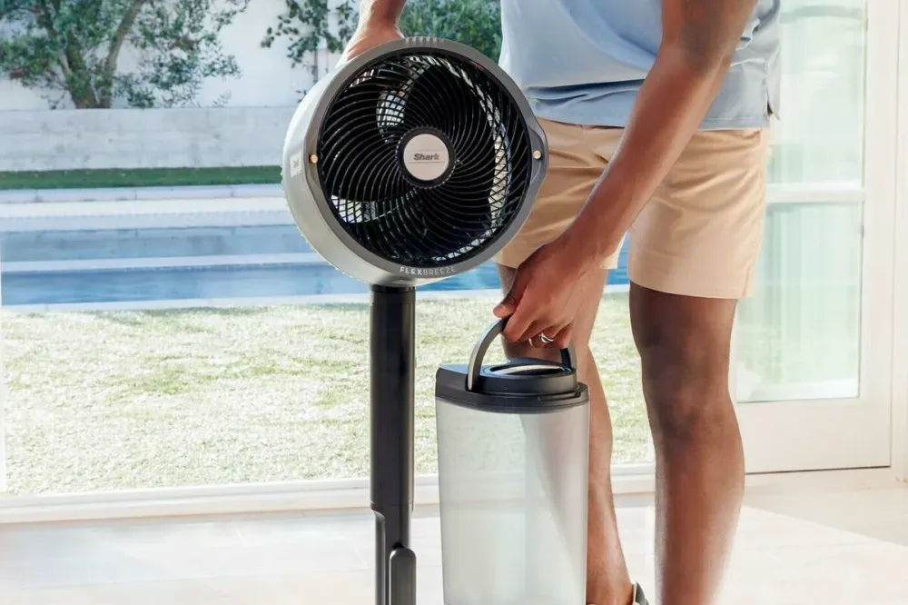 Szabadon álló ventilátor Shark 36 W