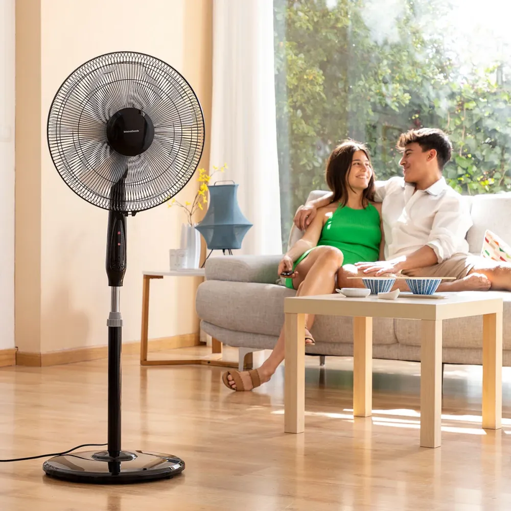 Talapzatos ventilátor távirányítóval Airstreem