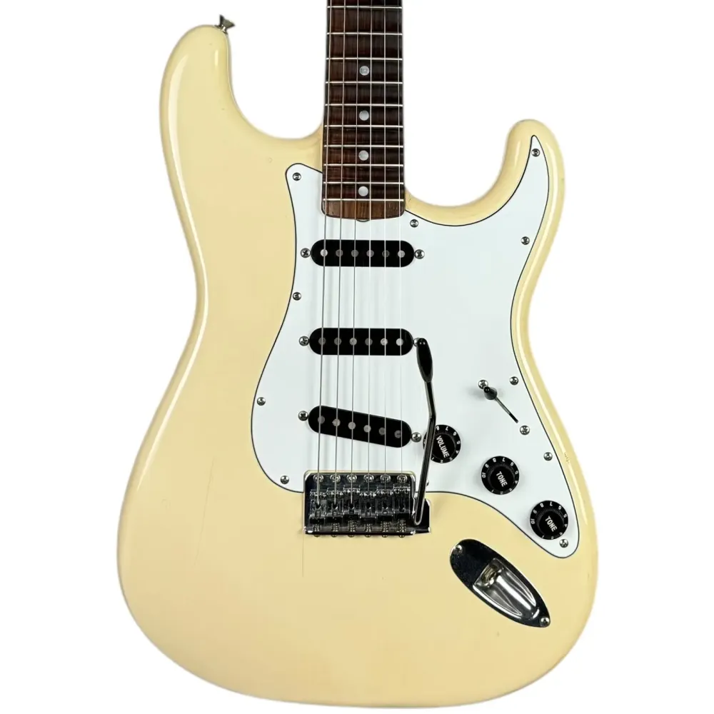 Fender Japan ST72 72’ Újra kiadás Stratocaster 2006-2008 - Vintage Fehér