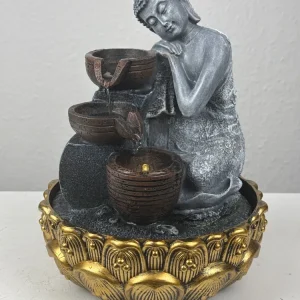 Buddha Beltéri Szökőkút – Zen Nyugalom Fénnyel és Vízzel