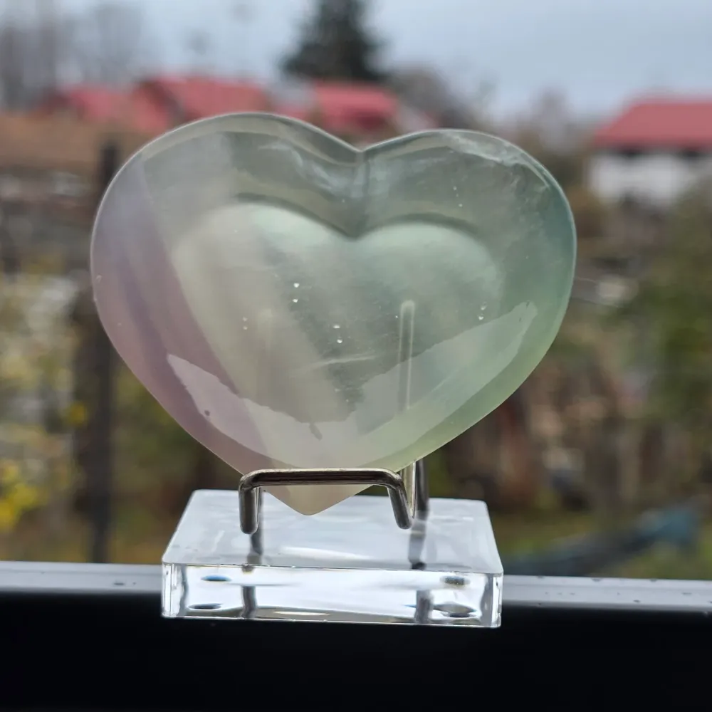 Fém tartó plexi alapú kristályokhoz és dekorációhoz – V modell