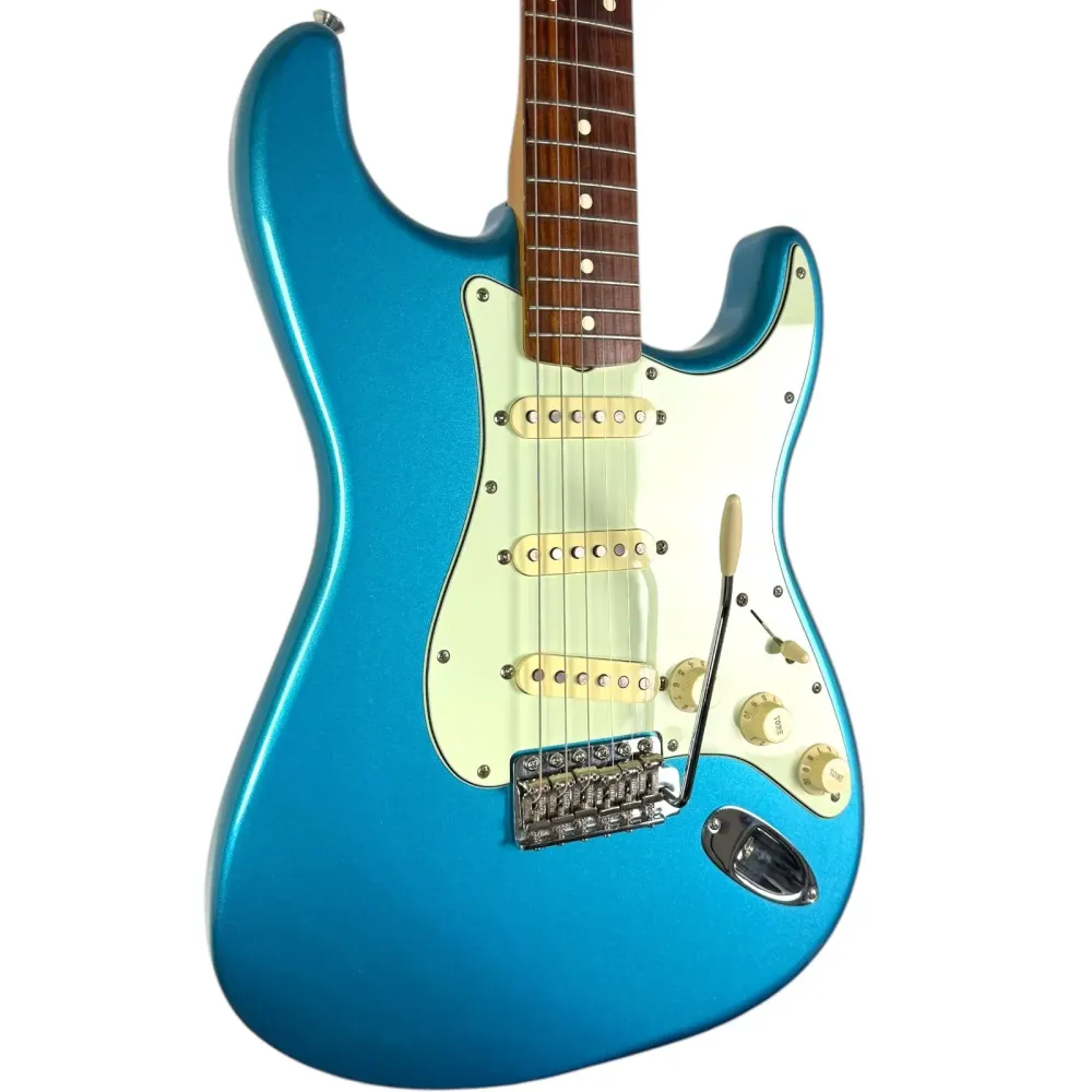 Fender Vintera 60s Stratocaster 2018 - Jégkék Fémes